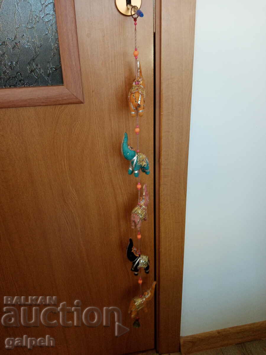 Auction DECORATIONS - LUCKY ELEPHANTS Auction DECORATIONS - LUCKY ELEPHANTS