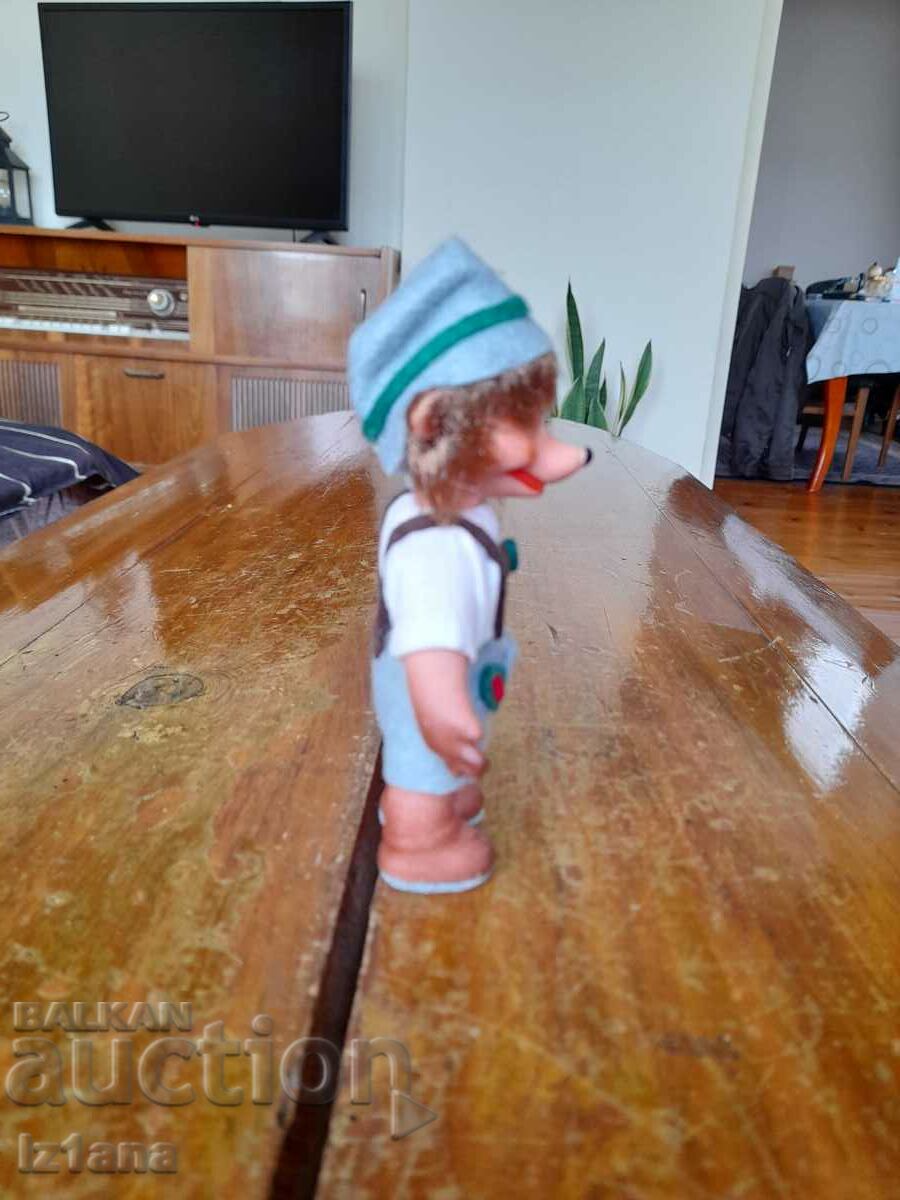 Auction Old toy hedgehog Auction Old toy hedgehog