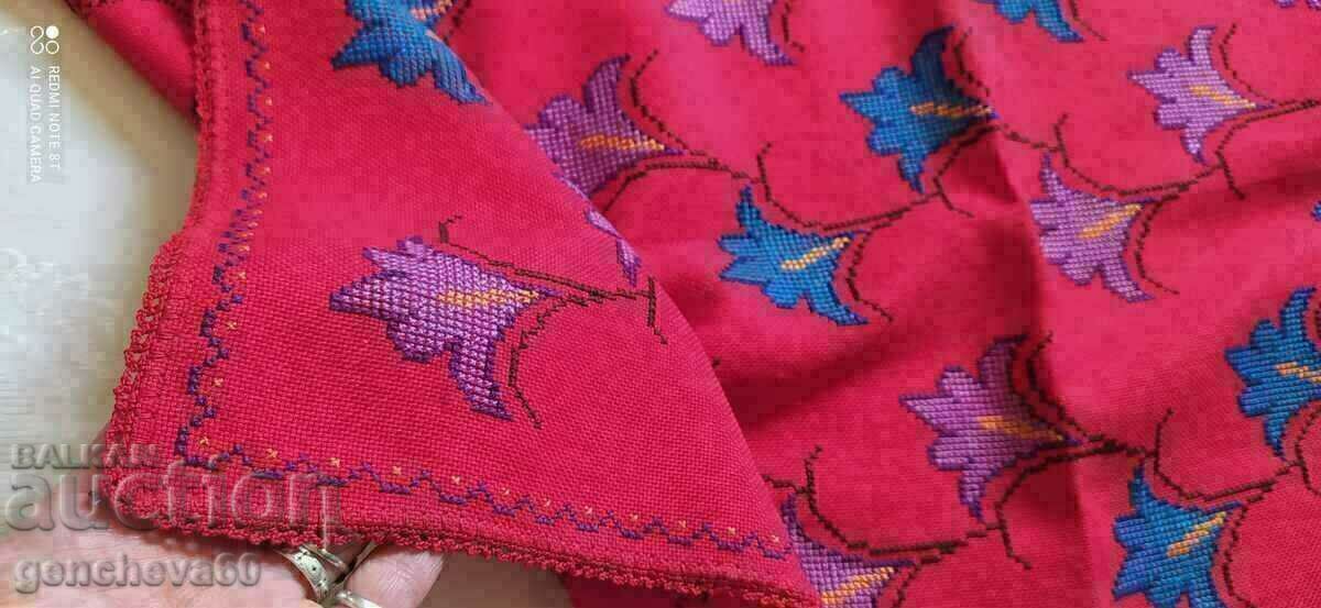 Beautiful check, Tishleifer hand embroidery with price € 10.00 | 19.56 BGN Beautiful check, Tishleifer hand embroidery with price € 10.00 | 19.56 BGN