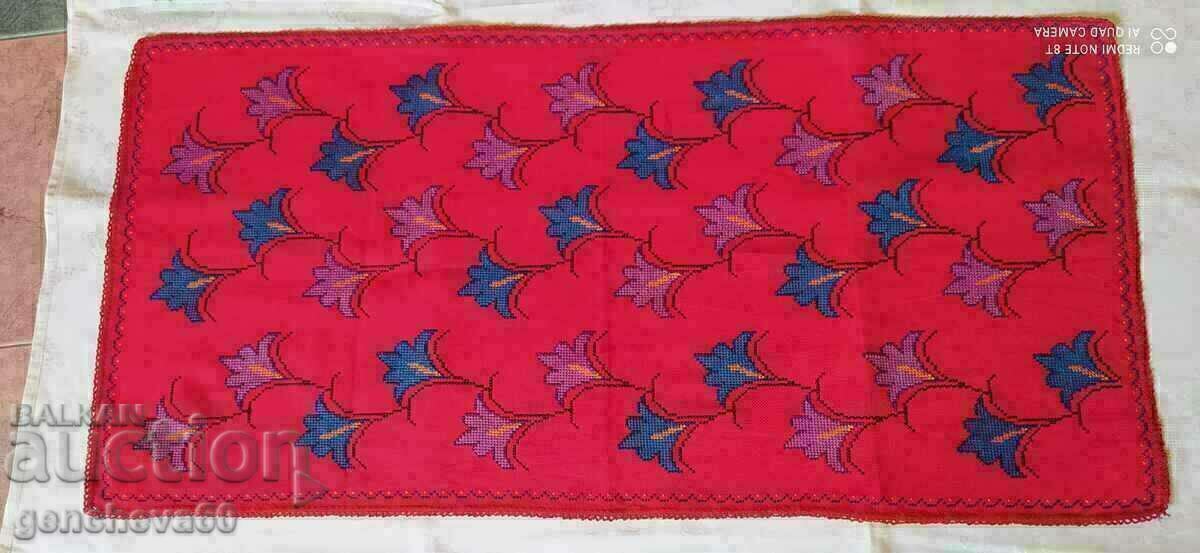 Delivery of Beautiful check, Tishleifer hand embroidery Delivery of Beautiful check, Tishleifer hand embroidery