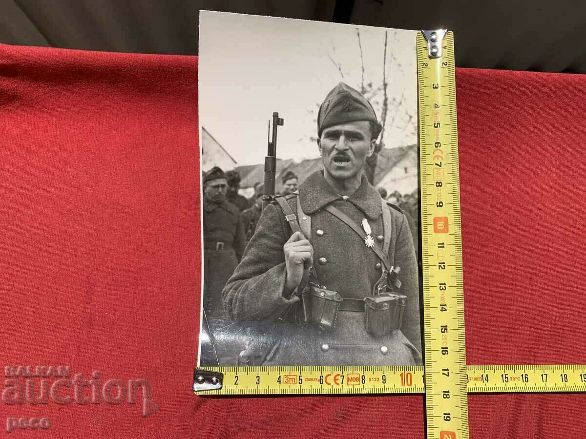 Auction WWII 1944-45 Bulgarian military units Order of Courage Auction WWII 1944-45 Bulgarian military units Order of Courage