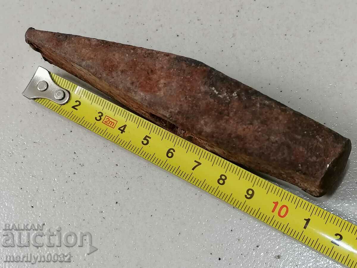 Delivery of Chuck for hair sticking, hammer, forging tool, primitive Delivery of Chuck for hair sticking, hammer, forging tool, primitive