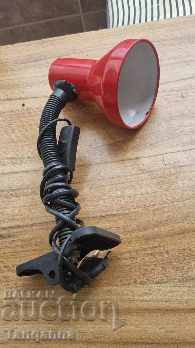 Night lamp with price 10.00 BGN | € 5.11 Night lamp with price 10.00 BGN | € 5.11