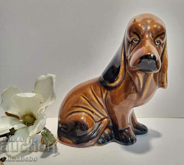 Collectible porcelain figure of a Basset Hound.