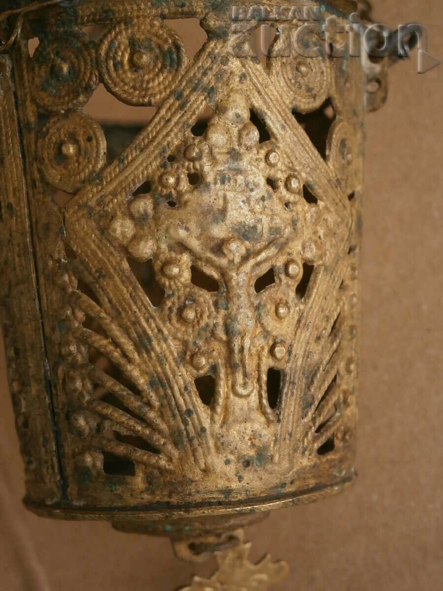 Old bronze sconce from a flickering home icon - 5 Old bronze sconce from a flickering home icon - 5