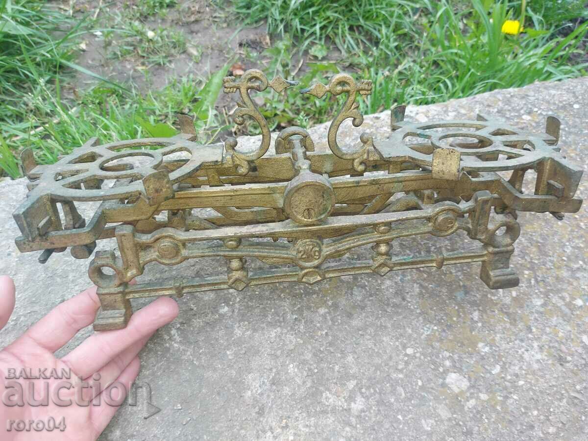 SCALE - SCALE - PALANCE - WEIGHT - 5 SCALE - SCALE - PALANCE - WEIGHT - 5