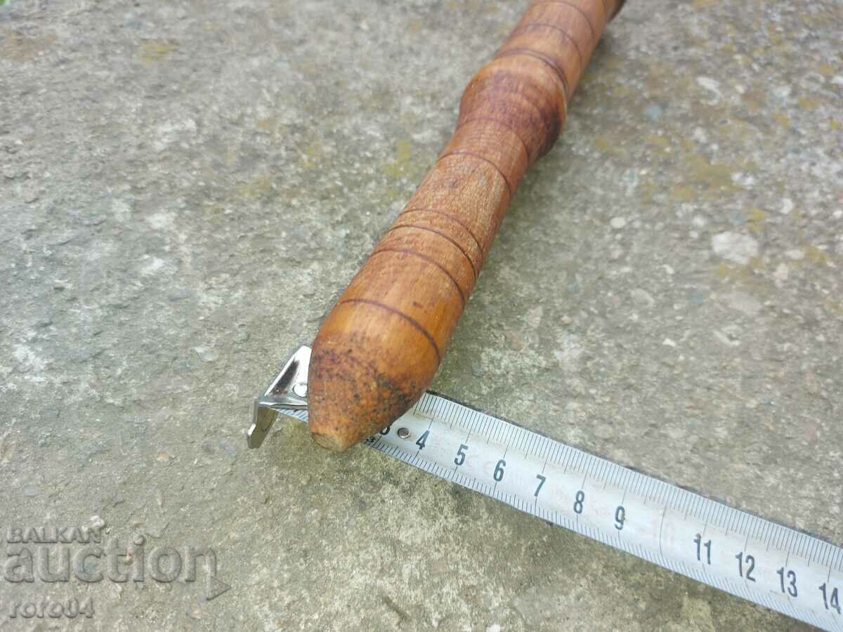 WOODEN HAMMER - 5 WOODEN HAMMER - 5