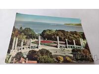 Пощенска картичка Варна Входът на Морската градина 1960