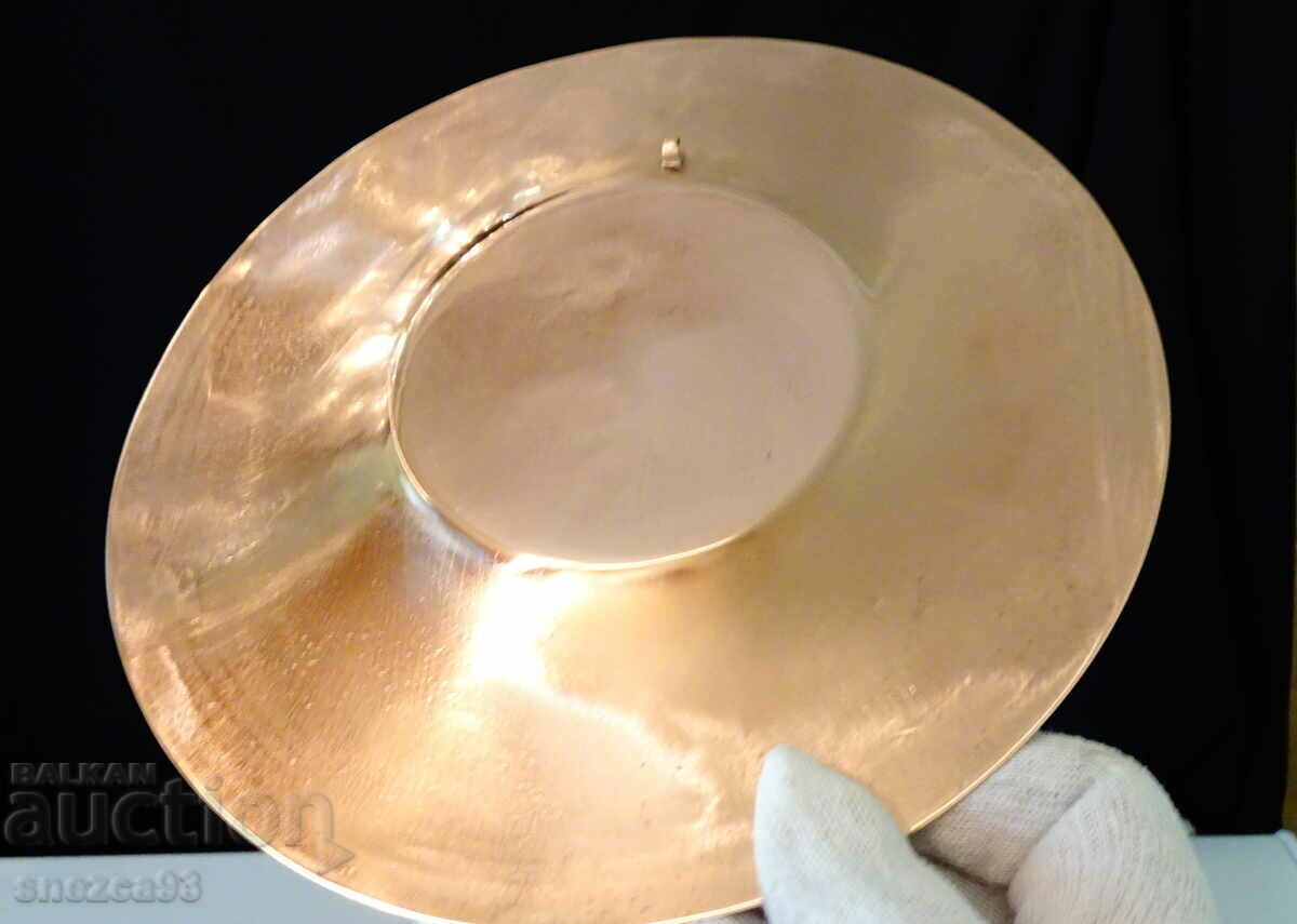 Auction Copper plate 20 cm., engraved. Auction Copper plate 20 cm., engraved.