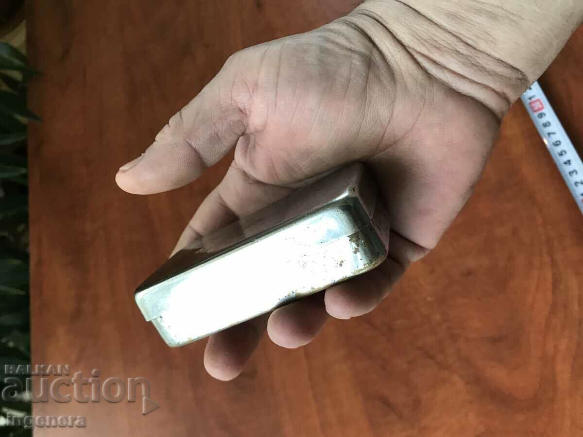 BOX BOX SOAP DISH METAL MARKED - 5 BOX BOX SOAP DISH METAL MARKED - 5