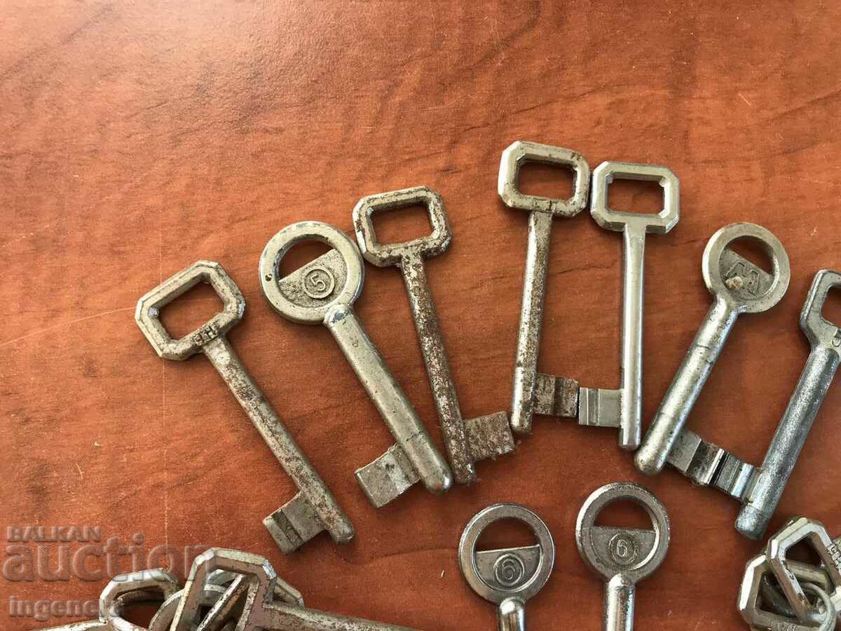 KEY COLLECTION KEYS - 6 KEY COLLECTION KEYS - 6