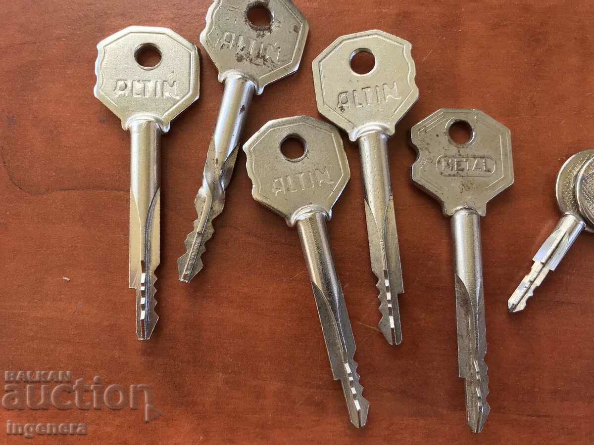 Auction KEY COLLECTION KEYS Auction KEY COLLECTION KEYS