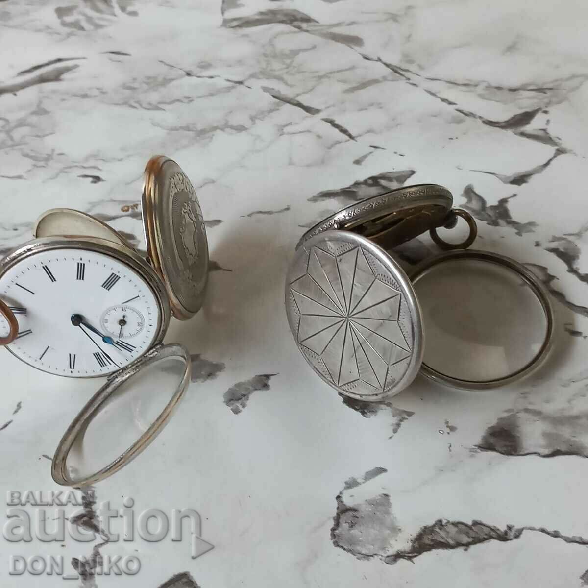 Ceasuri de buzunar 2 piese cu preț 300.00 BGN | € 153.39 Ceasuri de buzunar 2 piese cu preț 300.00 BGN | € 153.39