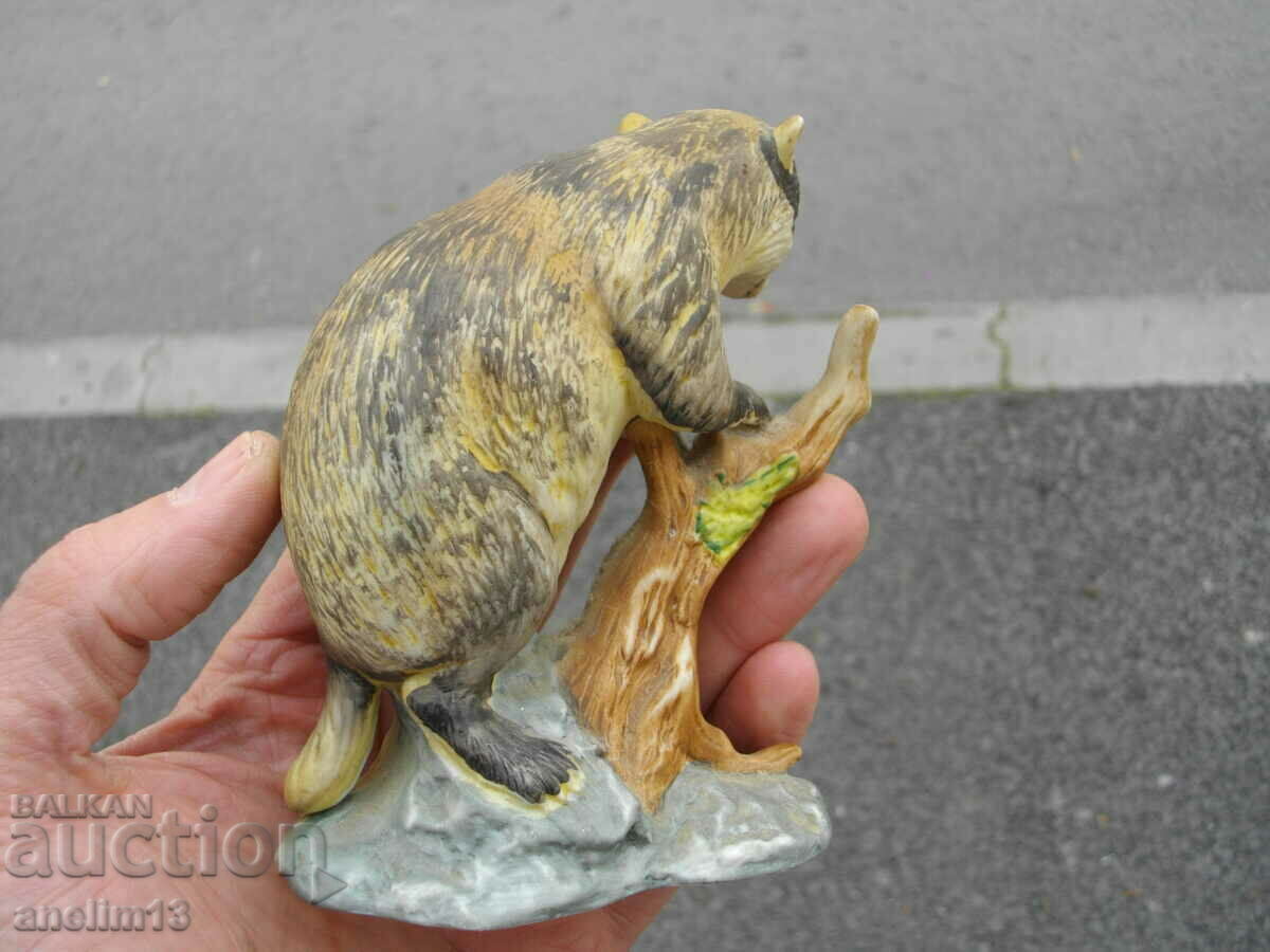 Auction OLD PORCELAIN FIGURE STATUETTE BADGER Auction OLD PORCELAIN FIGURE STATUETTE BADGER