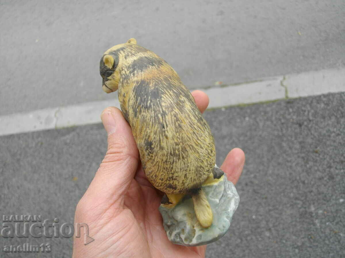 Delivery of OLD PORCELAIN FIGURE STATUETTE BADGER Delivery of OLD PORCELAIN FIGURE STATUETTE BADGER