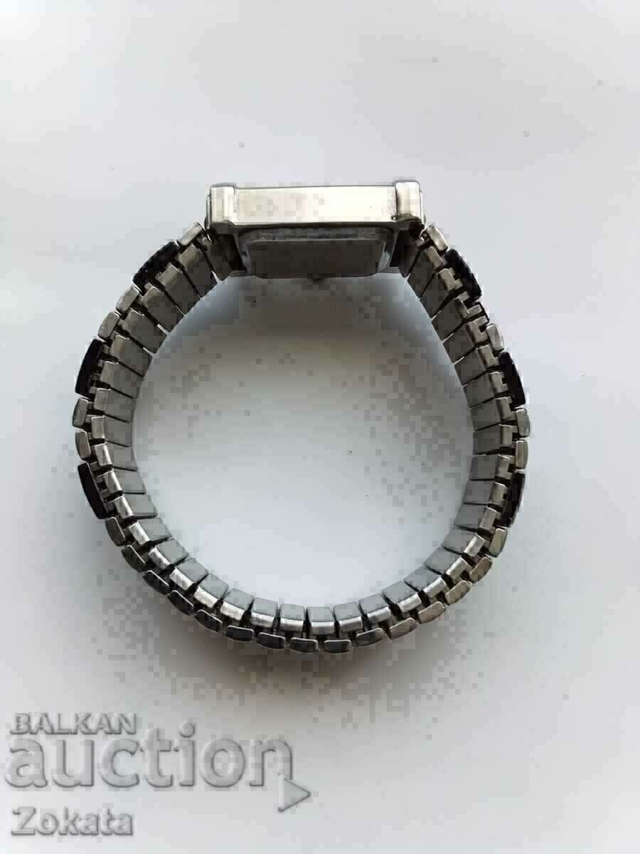 A beautiful watch. - 6 A beautiful watch. - 6