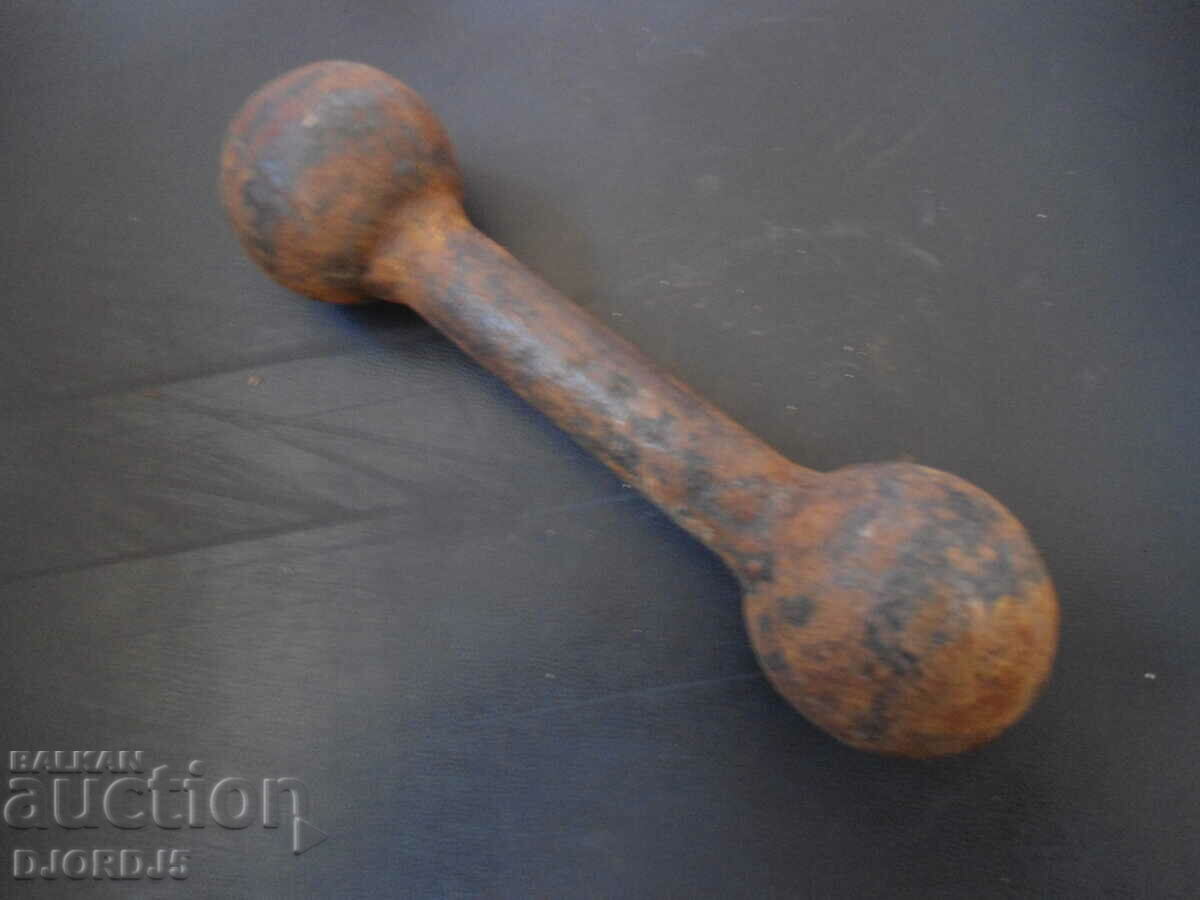 Old small dumbbell, 1.100 kg. with price 5.00 BGN | € 2.56