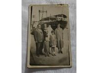 SHIP PORT FAMILY 193.. yr. PHOTO