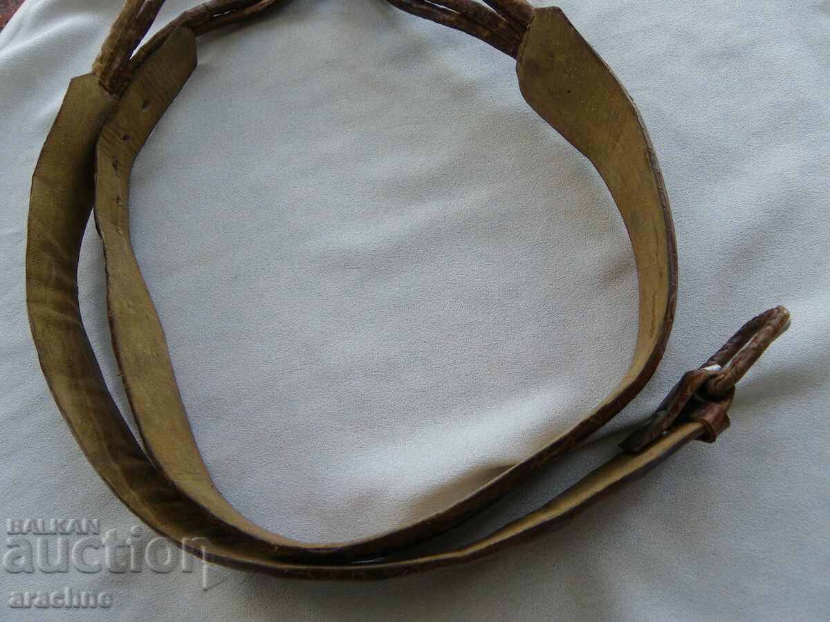 Γυναικεία ζώνη από φυσικό δέρμα κροκόδειλου με τιμή 95.00 BGN | € 48.57 Γυναικεία ζώνη από φυσικό δέρμα κροκόδειλου με τιμή 95.00 BGN | € 48.57