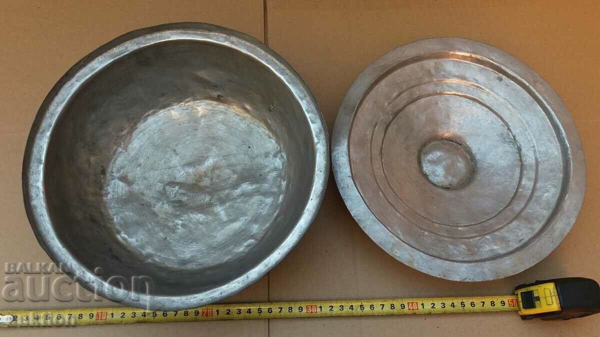 Delivery of FORGED COPPER - PLATED COPPER POT Delivery of FORGED COPPER - PLATED COPPER POT