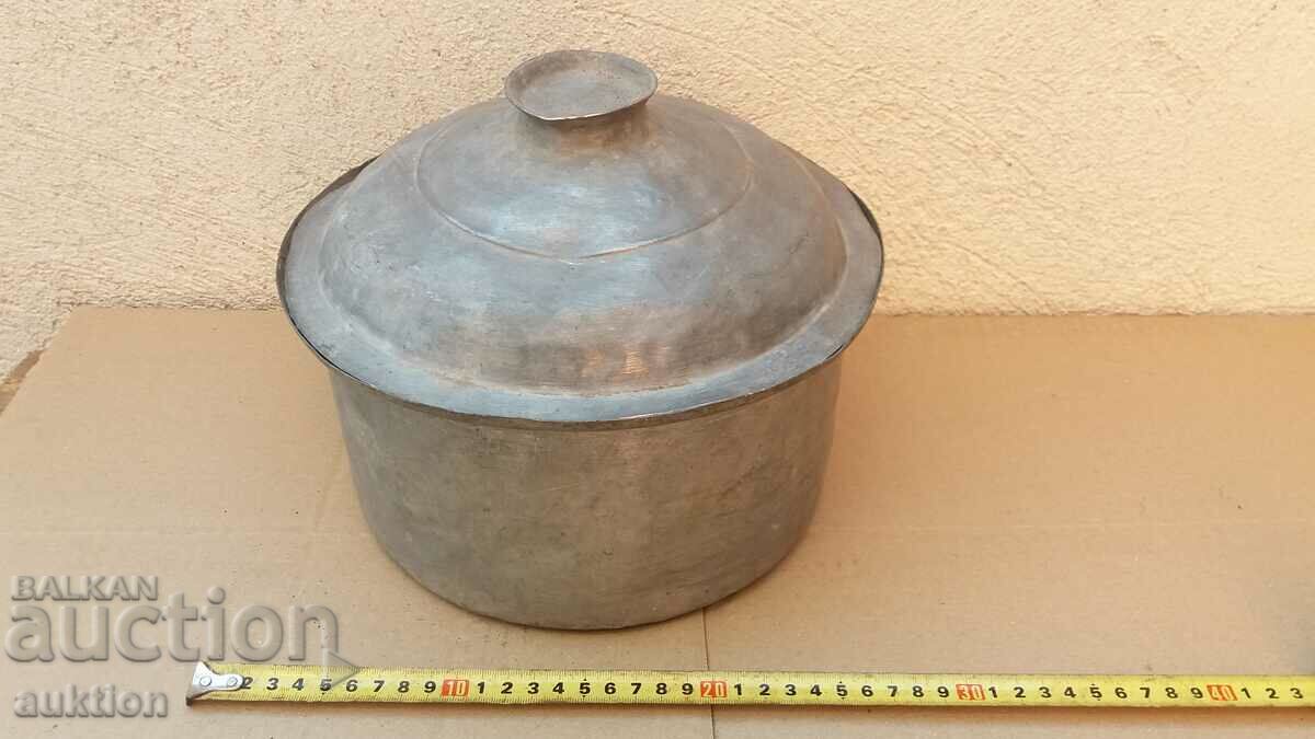 WROUGHT COPPER - PLATED POT HONEY REVIVAL with price 36.99 BGN | € 18.91 WROUGHT COPPER - PLATED POT HONEY REVIVAL with price 36.99 BGN | € 18.91