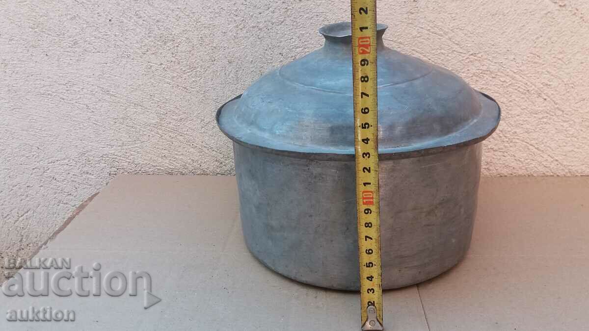 Auction WROUGHT COPPER - PLATED POT HONEY REVIVAL Auction WROUGHT COPPER - PLATED POT HONEY REVIVAL