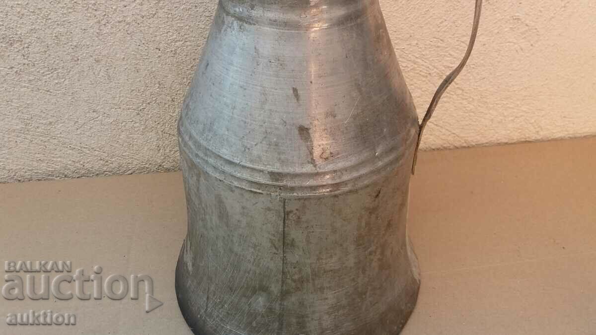 Auction LARGE KETTLE, WATER POT - ALUMINUM 6 LITERS Auction LARGE KETTLE, WATER POT - ALUMINUM 6 LITERS