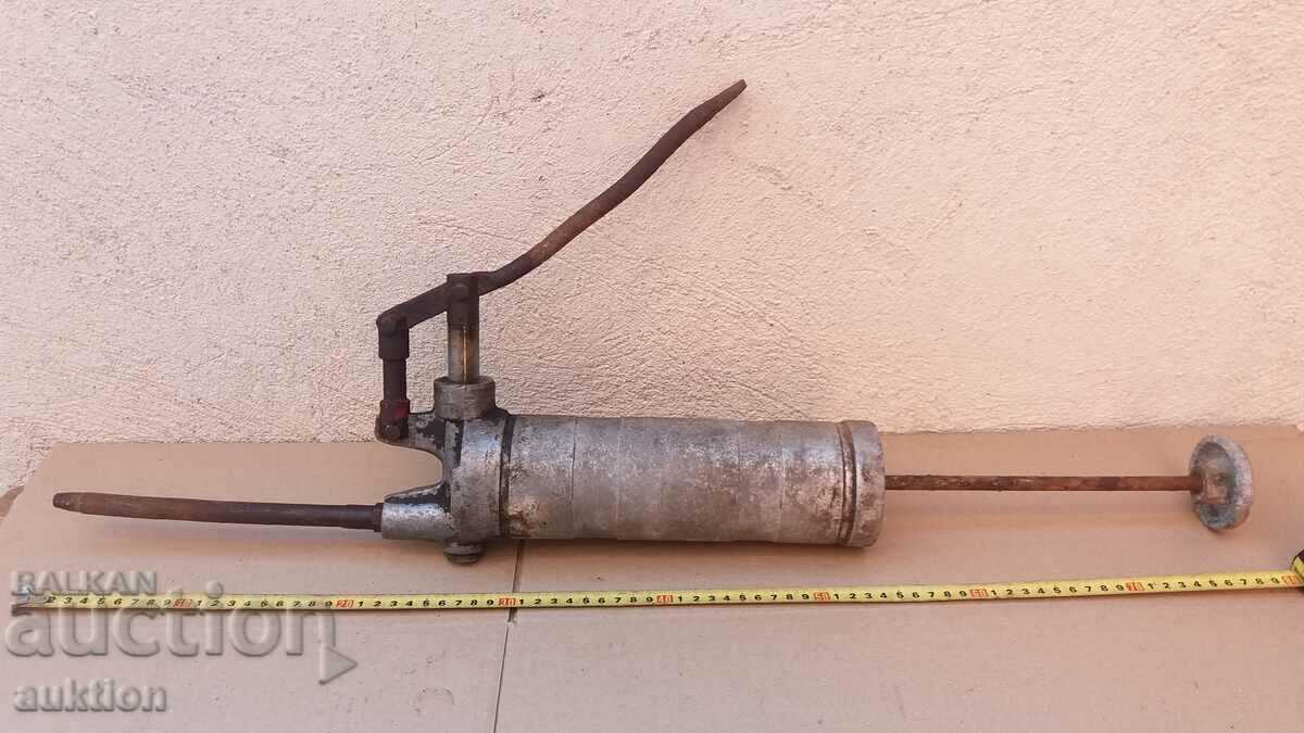 Аукцион ОТЛИЧНА МАСИВНА, ГОЛЯМА ГРЕСЬОРКА Аукцион ОТЛИЧНА МАСИВНА, ГОЛЯМА ГРЕСЬОРКА