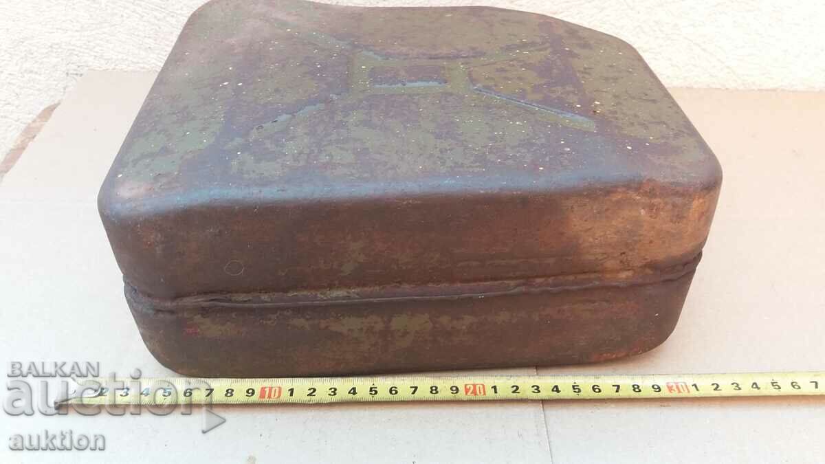 METAL CAN FOR FUEL - 5 LITERS - 6 METAL CAN FOR FUEL - 5 LITERS - 6