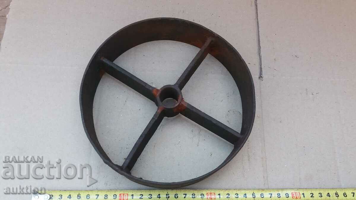 Delivery of SOLID METAL FARMING TOOL WHEEL