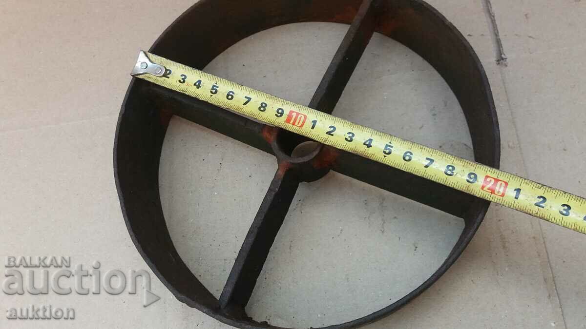 SOLID METAL FARMING TOOL WHEEL - 5