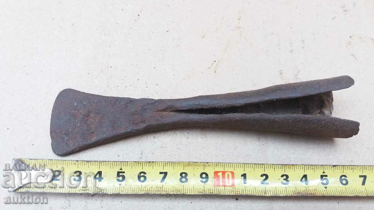 FORGED RENAISSANCE SCRATCH - 6 FORGED RENAISSANCE SCRATCH - 6