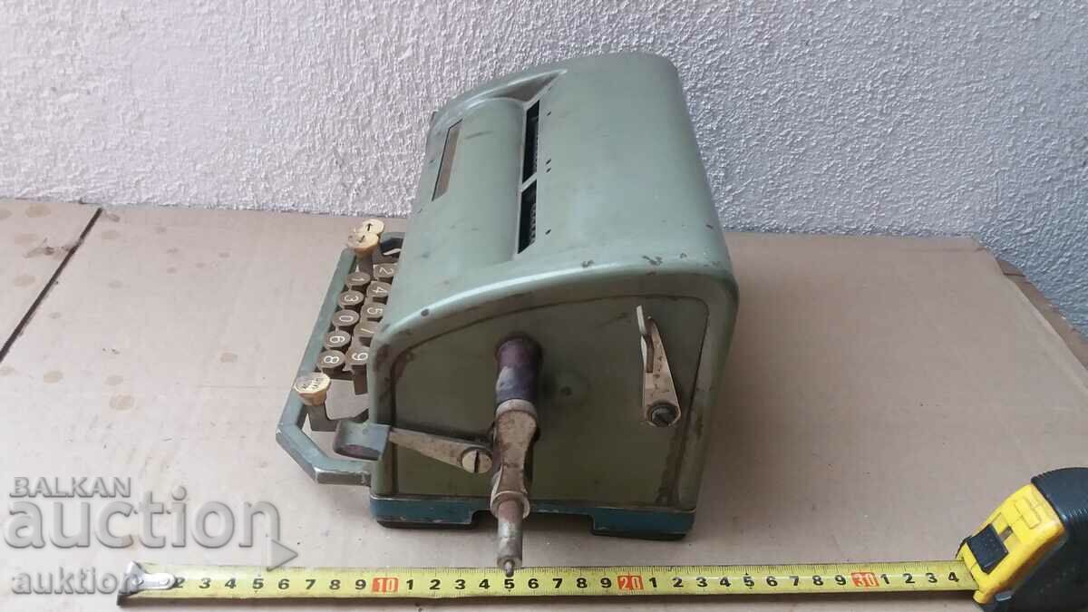 OLD CALCULATOR FROM THE 30'S OF THE LAST CENTURY TREE - 5 OLD CALCULATOR FROM THE 30'S OF THE LAST CENTURY TREE - 5