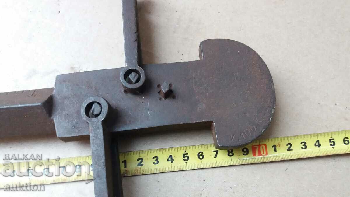 MASSIVE RENAISSANCE SCALE WEIGHTS UP TO 100 KG. with price 18.99 BGN | € 9.71