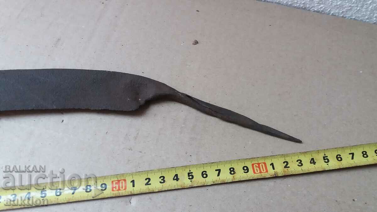 OLD HAND TOOL FOR CUTTING GRASS with price 3.99 BGN | € 2.04 OLD HAND TOOL FOR CUTTING GRASS with price 3.99 BGN | € 2.04