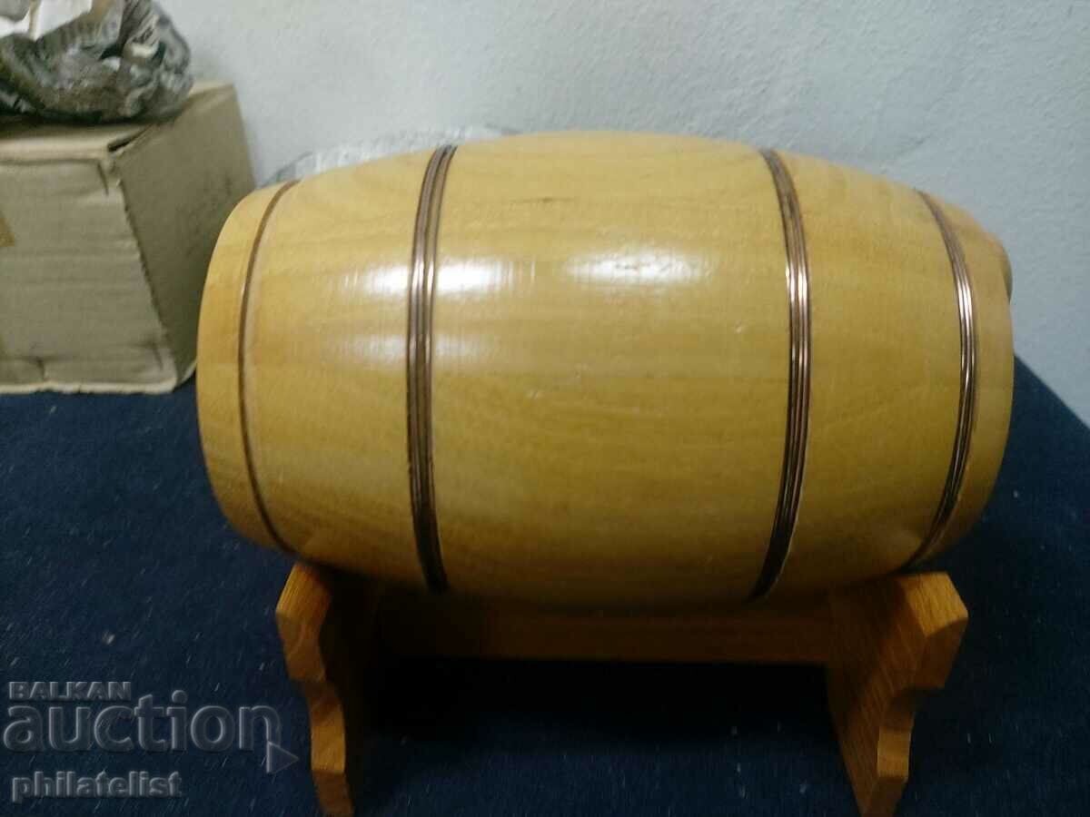 Буре 1 литър ! с цена 30.00 лв. | € 15.34 Буре 1 литър ! с цена 30.00 лв. | € 15.34