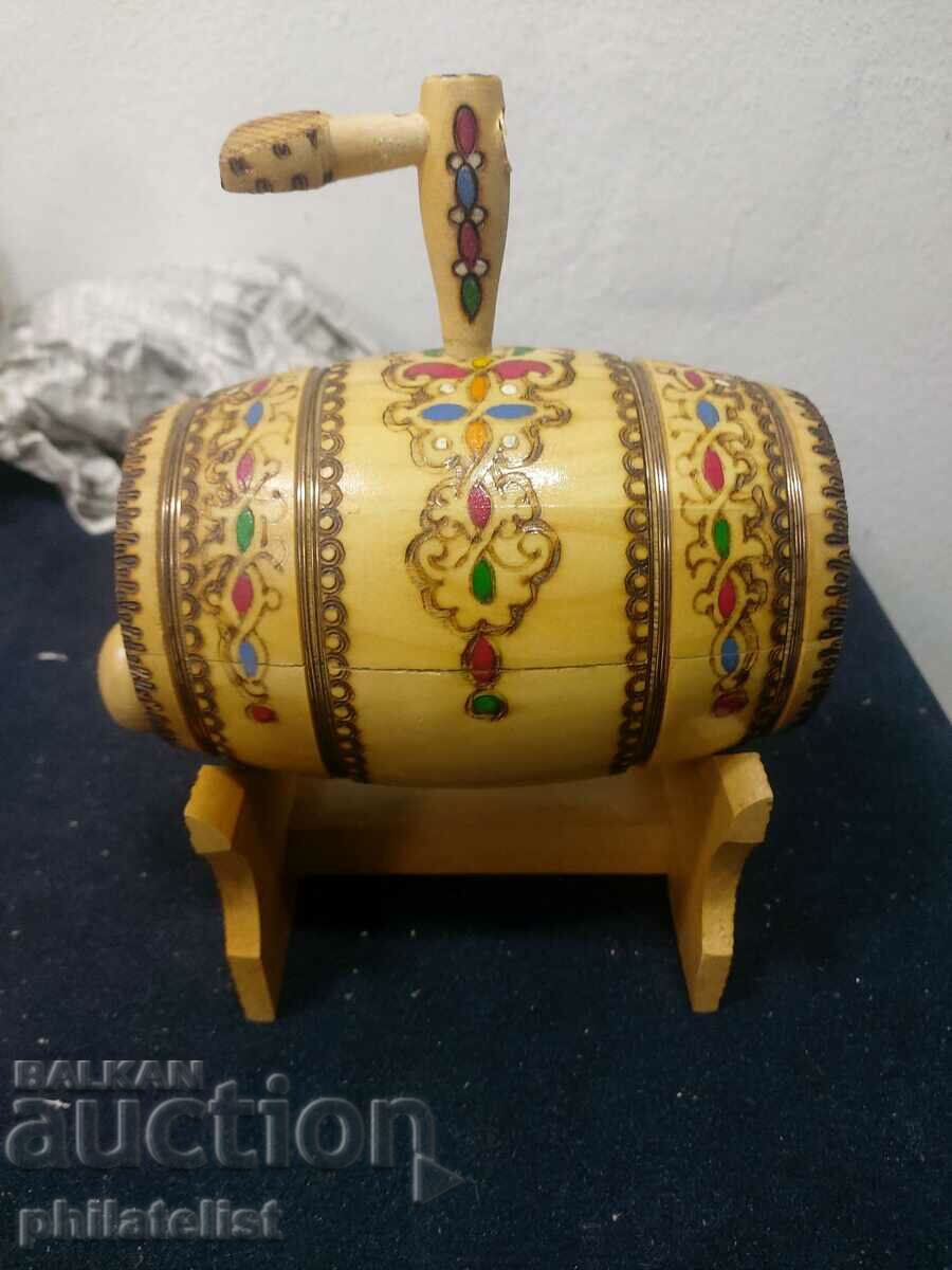 Wooden barrel with cinnamon stick and stand with price 30.00 BGN | € 15.34 Wooden barrel with cinnamon stick and stand with price 30.00 BGN | € 15.34