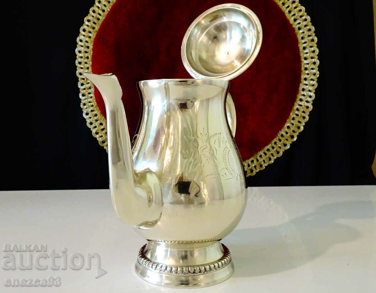 Bronze jug for rakia, coffee, tea with price 76.00 BGN | € 38.86 Bronze jug for rakia, coffee, tea with price 76.00 BGN | € 38.86