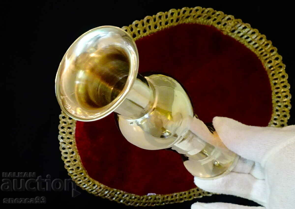 Auction Bronze vase, candlestick, napkin holder. Auction Bronze vase, candlestick, napkin holder.