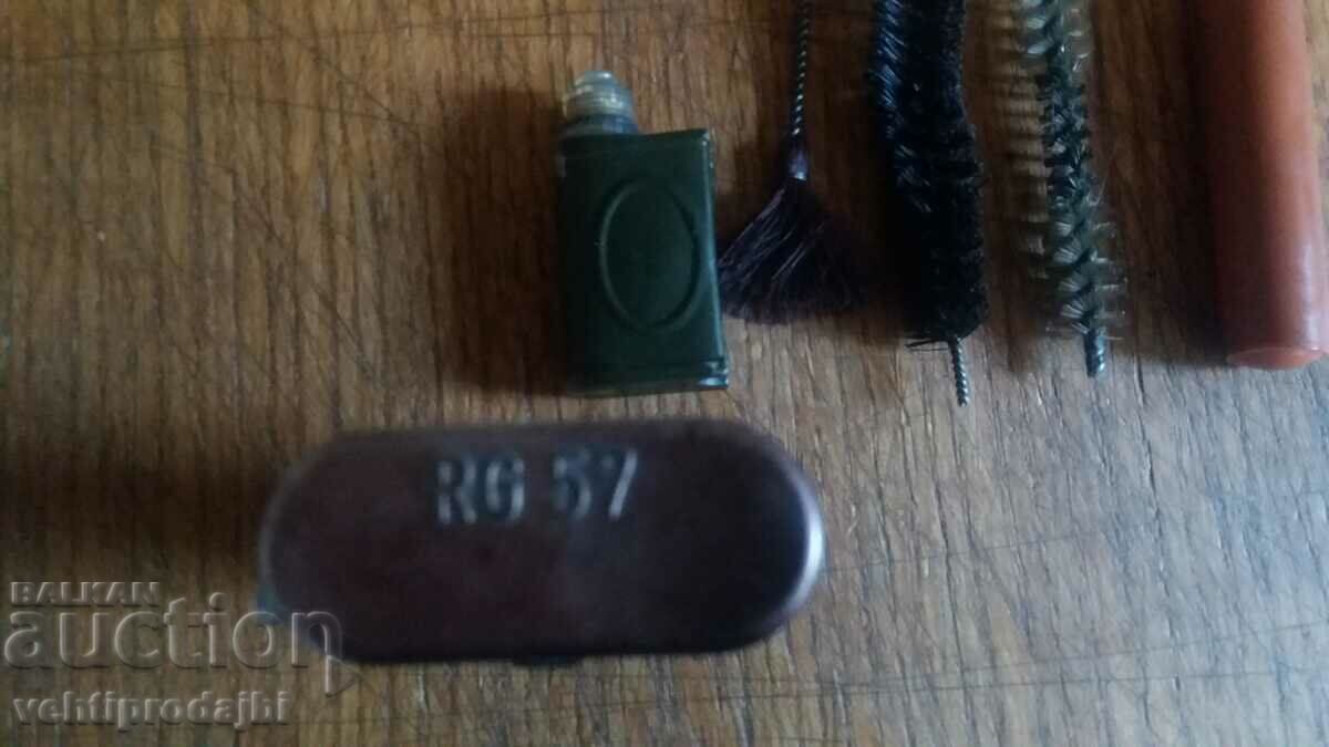 Set of arms, rifle, gun with price 49.99 BGN | € 25.56