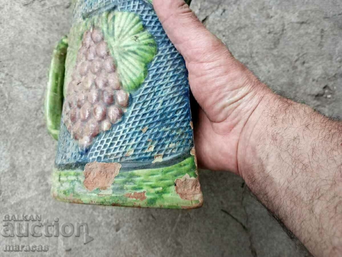 Стара керамична кана с емайл с цена 25.00 лв. | € 12.78 Стара керамична кана с емайл с цена 25.00 лв. | € 12.78