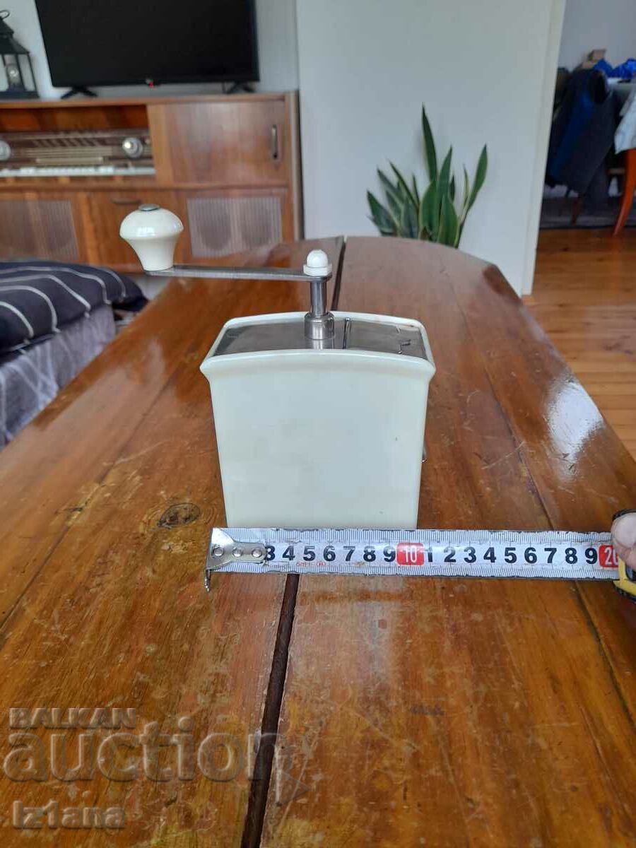 Аукцион Стара мелничка,мелница за подправки Аукцион Стара мелничка,мелница за подправки