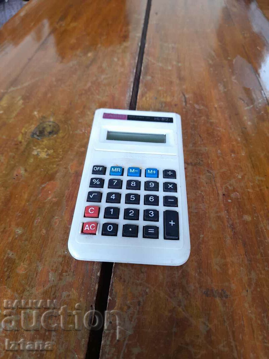 Стар калкулатор Casio HL 812
