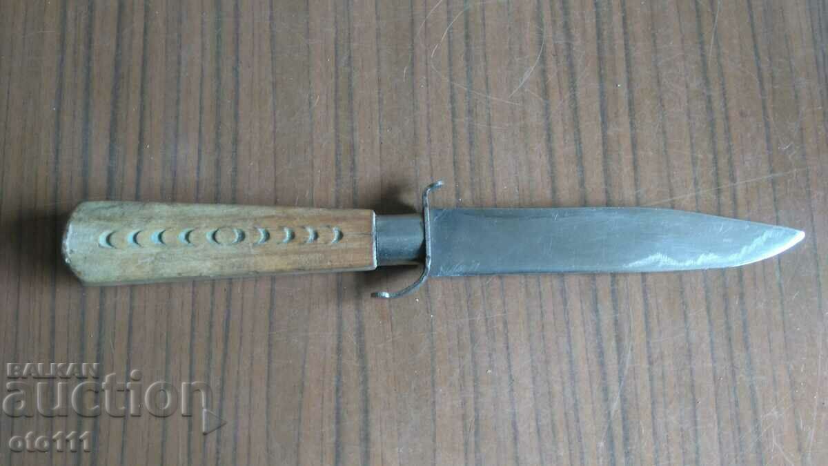 ΚΟΚΚΑΛΟ ΠΑΛΙΟ ΜΑΧΑΙΡΙ - 5 ΚΟΚΚΑΛΟ ΠΑΛΙΟ ΜΑΧΑΙΡΙ - 5