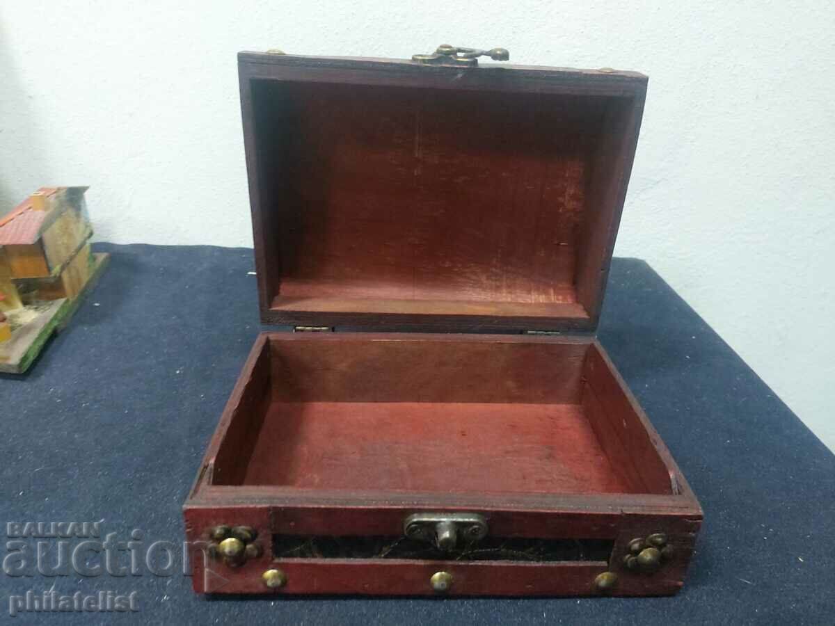 jewelry box #16 with price 13.00 BGN | € 6.65 jewelry box #16 with price 13.00 BGN | € 6.65