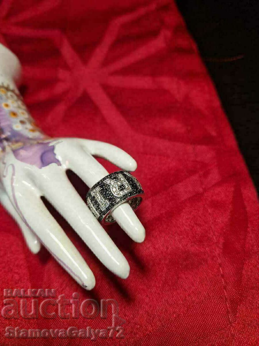 Delivery of Beautiful ladies silver ring BULGARI