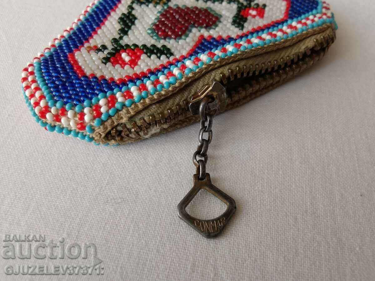 19th Century Glass Bead Coin Purse - 5 19th Century Glass Bead Coin Purse - 5