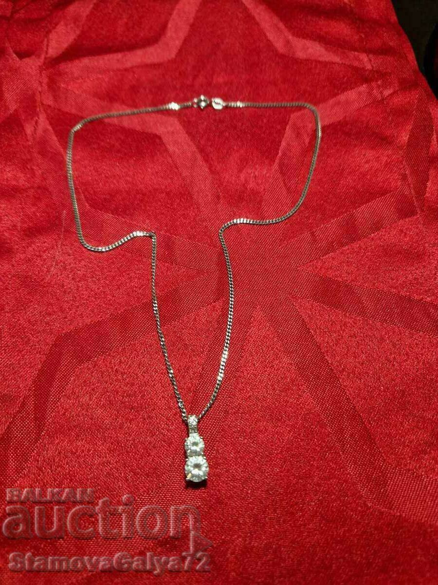Delicate women's silver chain necklace