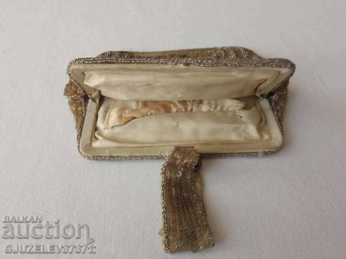 Auction Vintage bag - purse with glass beads 1920 hand made Auction Vintage bag - purse with glass beads 1920 hand made