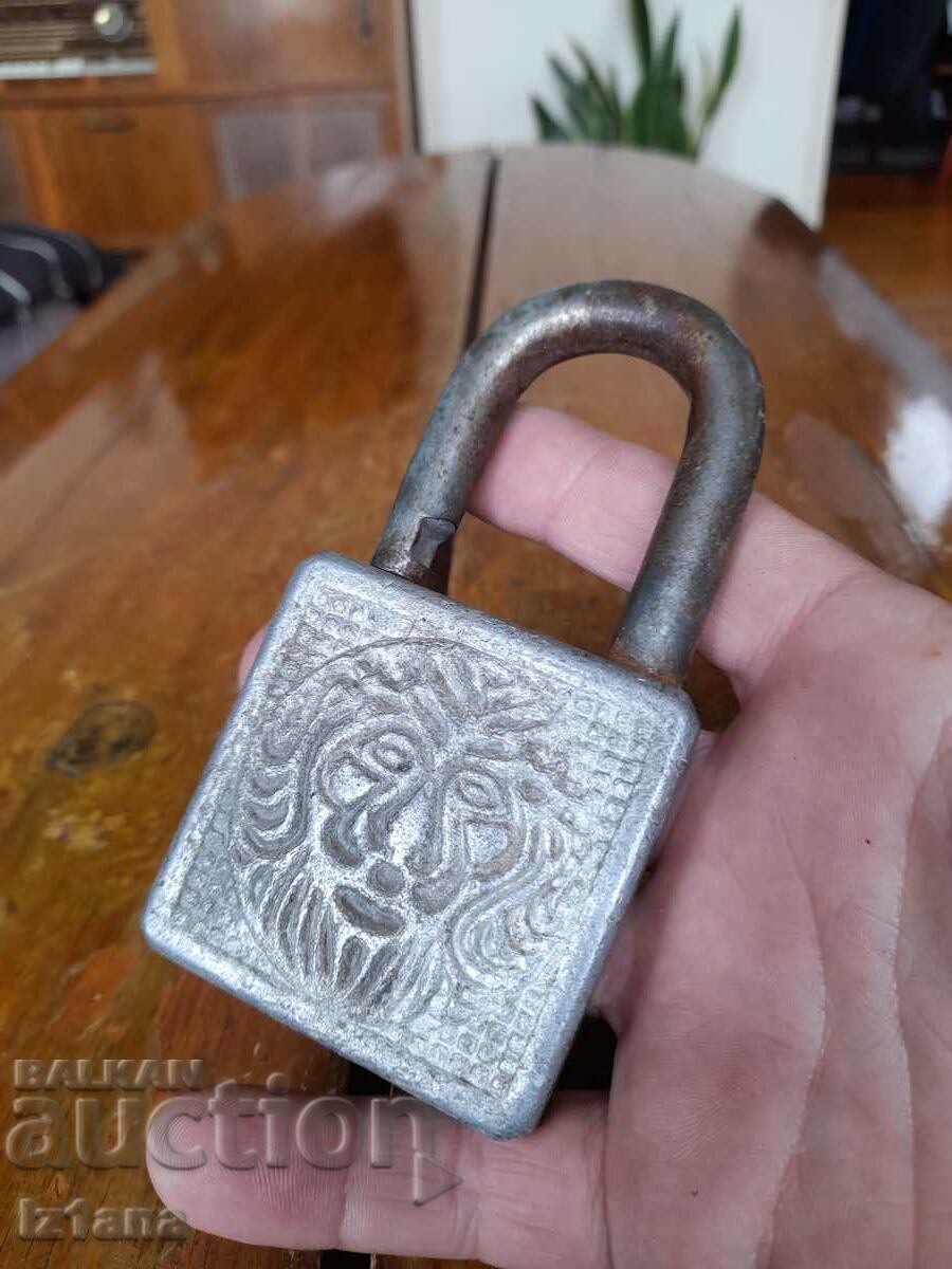 Old padlock with price 15.00 BGN | € 7.67 Old padlock with price 15.00 BGN | € 7.67